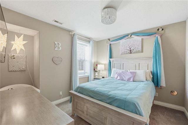 2204 NE 111th Terrace, Kansas City, MO 64155