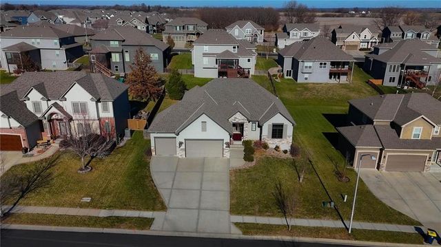 2204 NE 111th Terrace, Kansas City, MO 64155