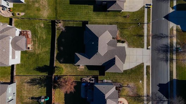 2204 NE 111th Terrace, Kansas City, MO 64155