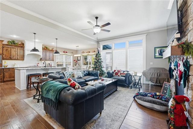 2204 NE 111th Terrace, Kansas City, MO 64155