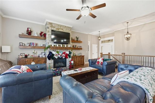 2204 NE 111th Terrace, Kansas City, MO 64155