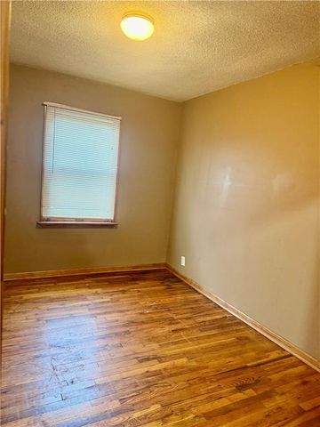 1334 Cheyenne Street, Leavenworth, KS 66048