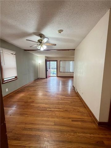 1334 Cheyenne Street, Leavenworth, KS 66048