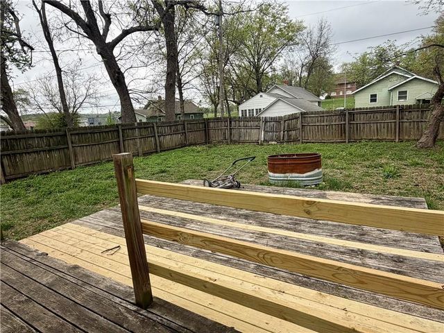 1334 Cheyenne Street, Leavenworth, KS 66048