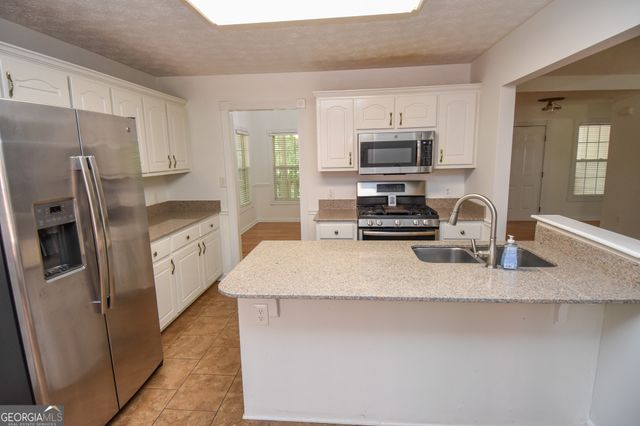 75 Katies Court, Meansville, GA 30256