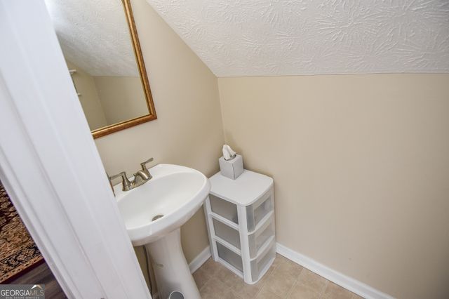 75 Katies Court, Meansville, GA 30256
