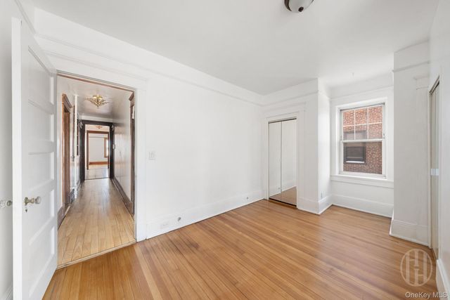 27 Locust Avenue 2S, New Rochelle, NY 10801