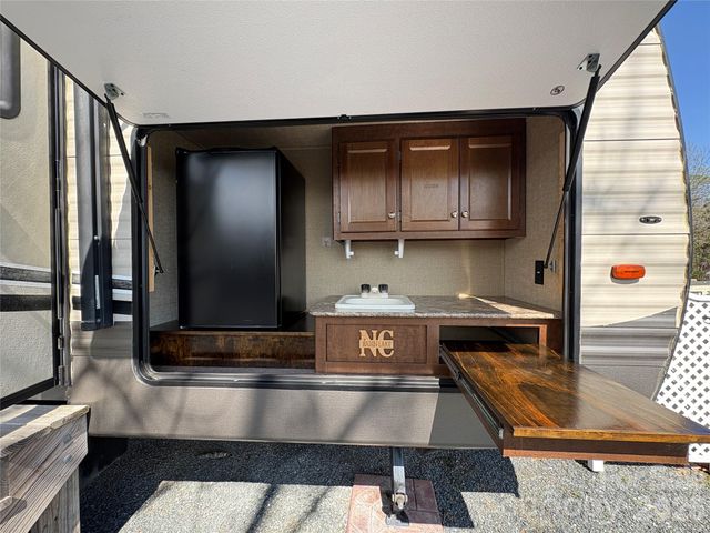 148 Marina Drive, New London, NC 28127