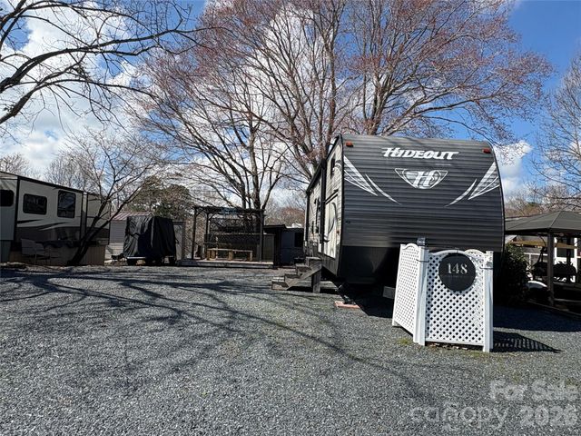 148 Marina Drive, New London, NC 28127