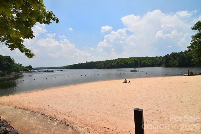 148 Marina Drive, New London, NC 28127