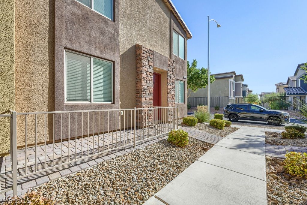 7241 Glistening Star Street, North Las Vegas, NV 89084 — photo 5