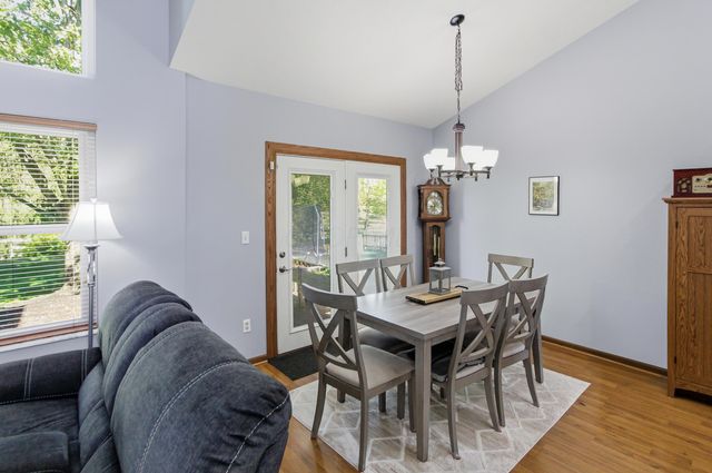 1955 Royal Oak Drive, Lewis Center, OH 43035