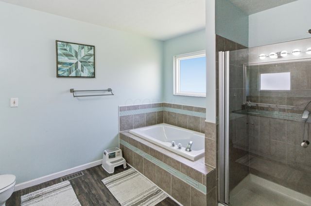 1955 Royal Oak Drive, Lewis Center, OH 43035