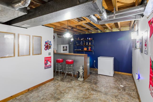 1955 Royal Oak Drive, Lewis Center, OH 43035