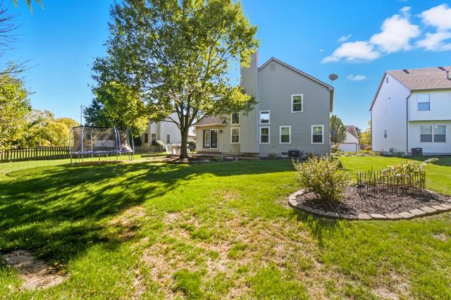 1955 Royal Oak Drive, Lewis Center, OH 43035