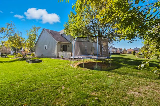 1955 Royal Oak Drive, Lewis Center, OH 43035