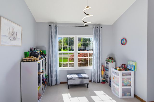 1955 Royal Oak Drive, Lewis Center, OH 43035