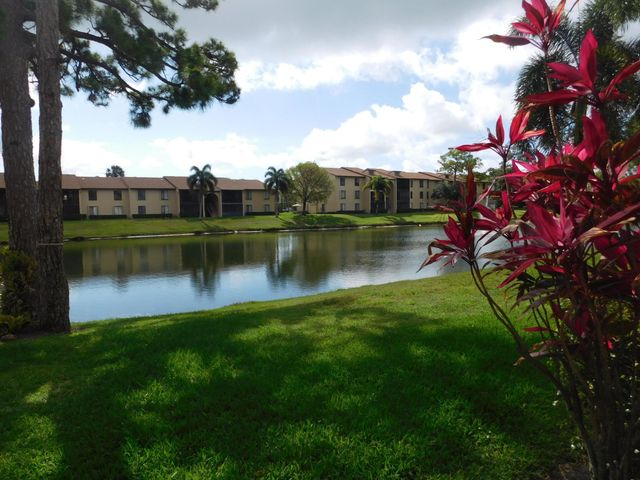 627 Sea Pine Way A2, Greenacres, FL 33415