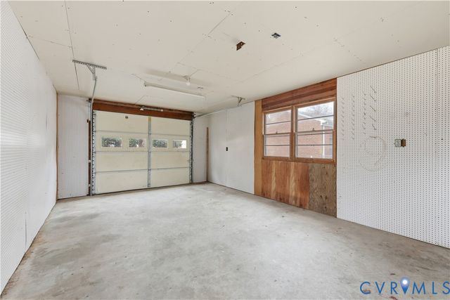 3856 Randall Dr, Chester, VA 23831