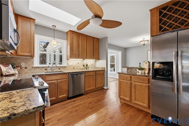 3856 Randall Dr, Chester, VA 23831