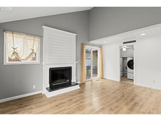 19230 Sw PROSPECT Pl, Beaverton, OR 97078