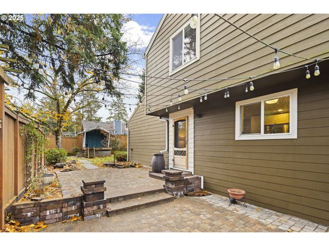 19230 Sw PROSPECT Pl, Beaverton, OR 97078