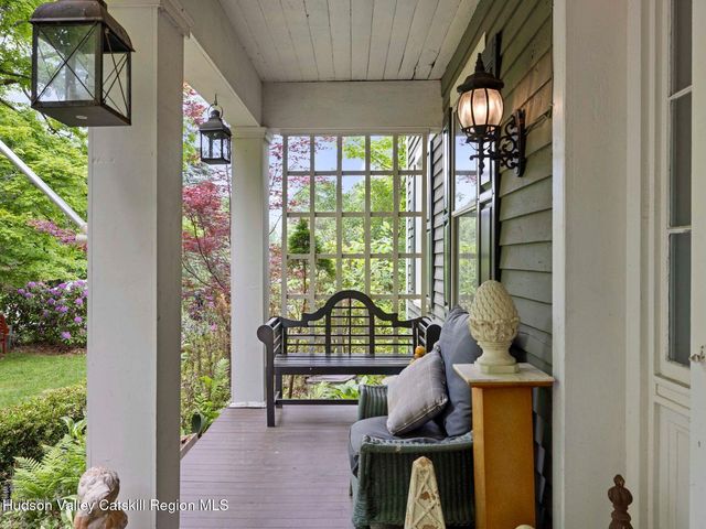 80 S Ohioville Road, New Paltz, NY 12561
