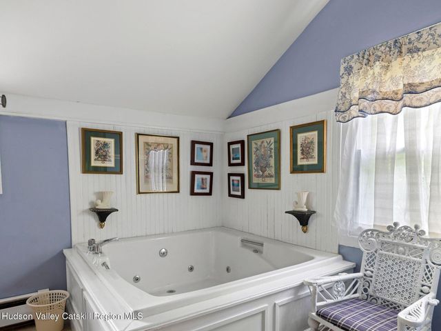 80 S Ohioville Road, New Paltz, NY 12561