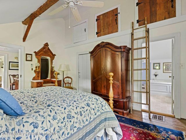 80 S Ohioville Road, New Paltz, NY 12561
