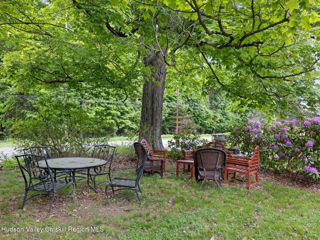 80 S Ohioville Road, New Paltz, NY 12561