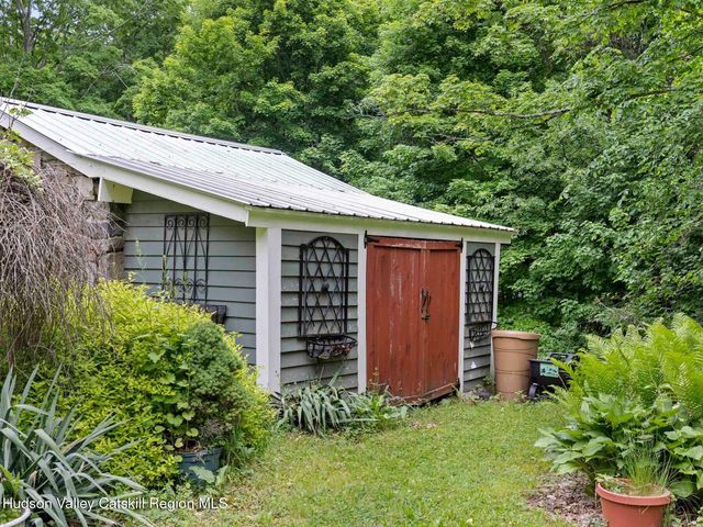 80 S Ohioville Road, New Paltz, NY 12561
