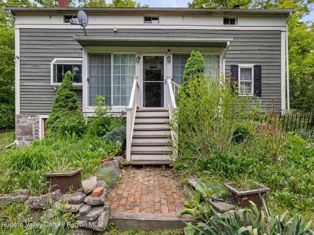 80 S Ohioville Road, New Paltz, NY 12561