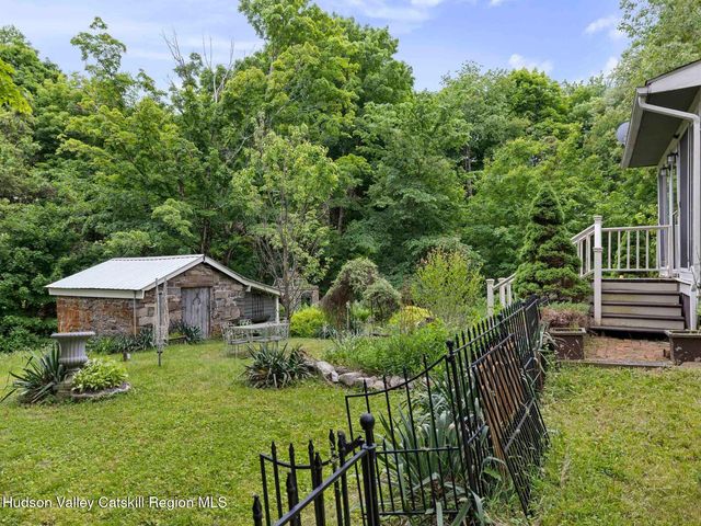 80 S Ohioville Road, New Paltz, NY 12561