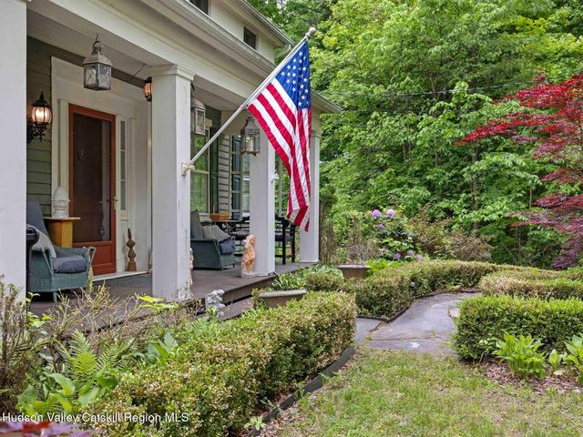 80 S Ohioville Road, New Paltz, NY 12561
