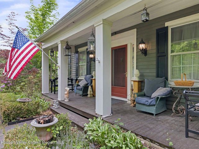 80 S Ohioville Road, New Paltz, NY 12561
