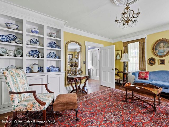 80 S Ohioville Road, New Paltz, NY 12561