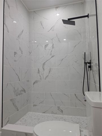 201 DR J A WILTSHIRE AVENUE W, Lake Wales, FL 33853