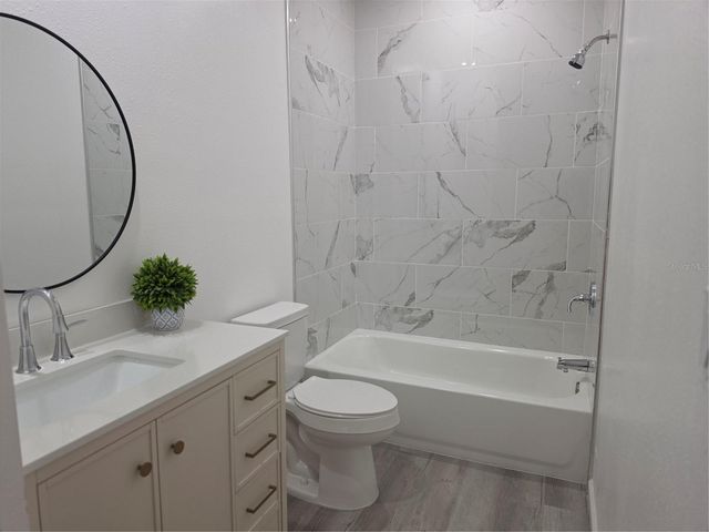 201 DR J A WILTSHIRE AVENUE W, Lake Wales, FL 33853