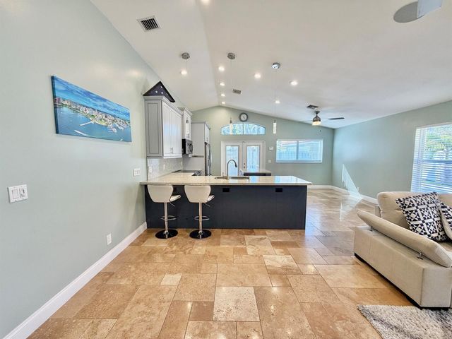 6883 Desert Inn Terrace, Lake Worth, FL 33463