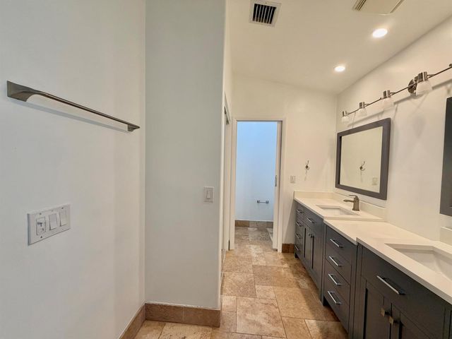 6883 Desert Inn Terrace, Lake Worth, FL 33463