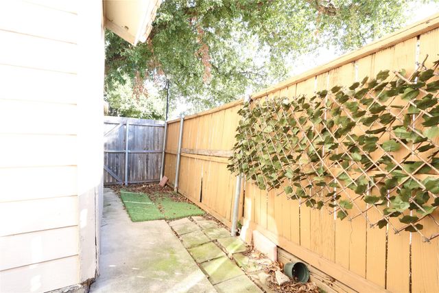 835 Dublin Drive 835C, Richardson, TX 75080