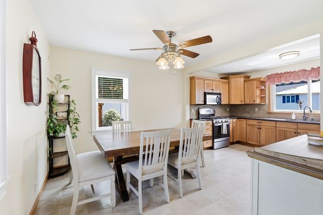1 Oak St, Tewksbury, MA 01876