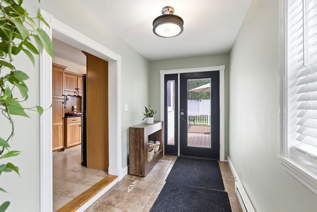 1 Oak St, Tewksbury, MA 01876
