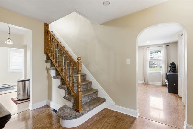 1 Oak St, Tewksbury, MA 01876