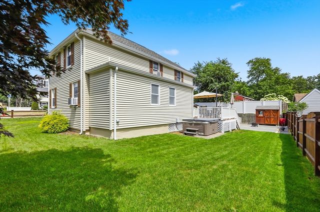 1 Oak St, Tewksbury, MA 01876