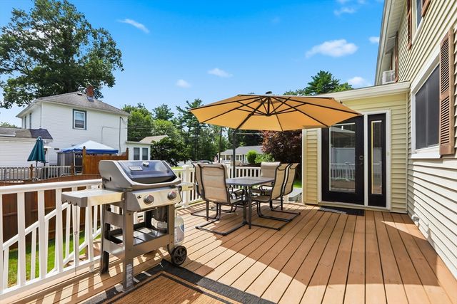 1 Oak St, Tewksbury, MA 01876
