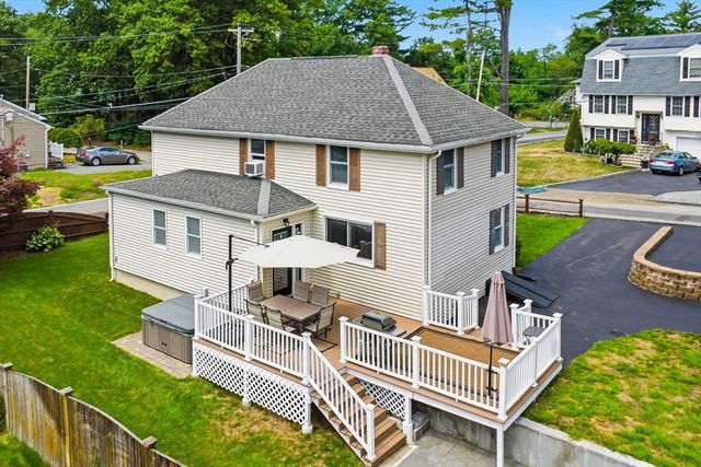 1 Oak St, Tewksbury, MA 01876