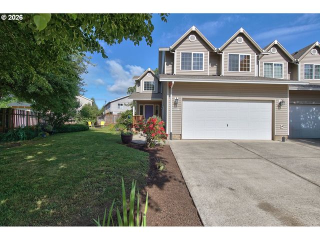 469 HARRIS Ln, Oregon City, OR 97045