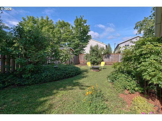 469 HARRIS Ln, Oregon City, OR 97045
