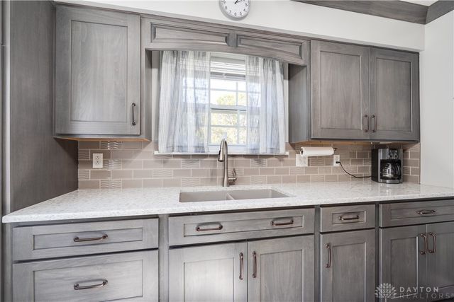 613 N West Street, Xenia, OH 45385